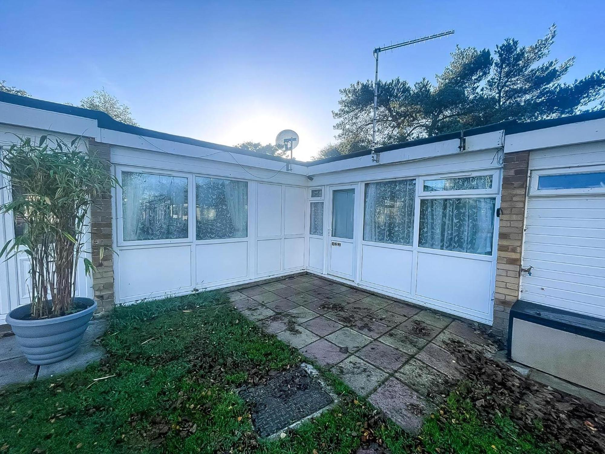 Superb Chalet In Nearby In Norfolk With Free Wifi Ref 00122ba *